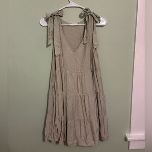 Blu Pepper Olive Tiered Midi Dress